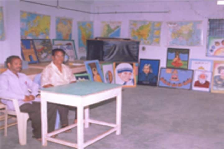 Dr CL Naidu College of Education, Palakonda campus photo 4