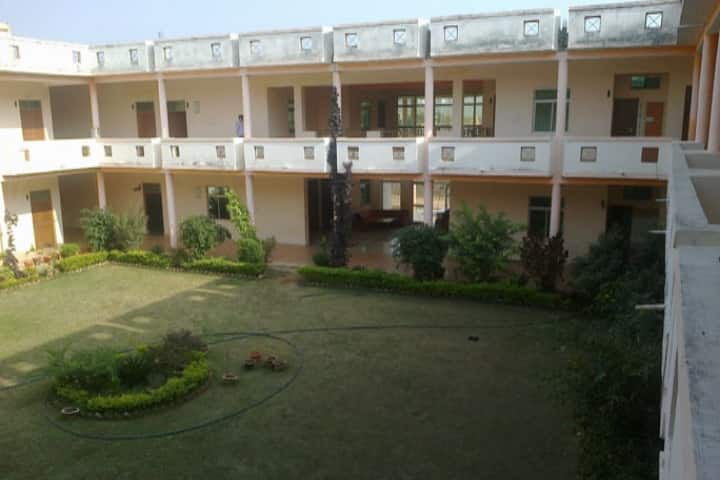 SR College, Gwalior campus photo 3