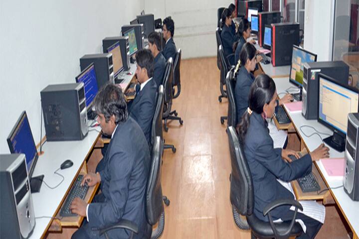 Vishwa Hindu College, Gulbarga campus photo 4