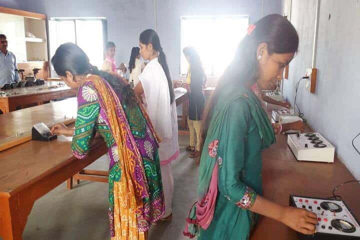 Mahila Mahavidyalaya, Daudnagar campus photo 6