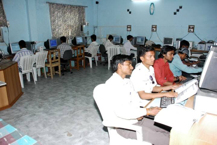 KM Asghar Husain College of Education, Akola campus photo 3