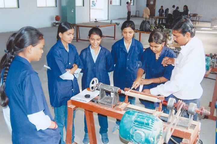 Vivekanand Institute of Polytechnic, Aurangabad campus photo 2