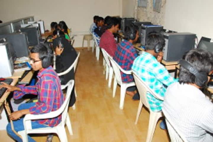 Adarsh Degree and PG College, Mahabubnagar campus photo 6