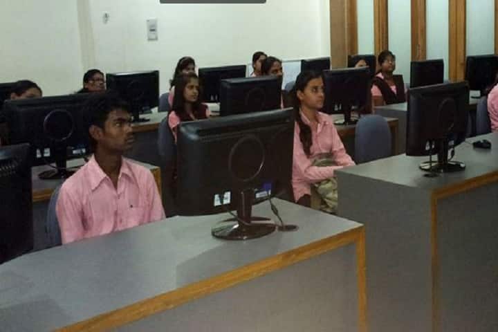 Smt Radhikatai Pandav Polytechnic, Nagpur campus photo 2