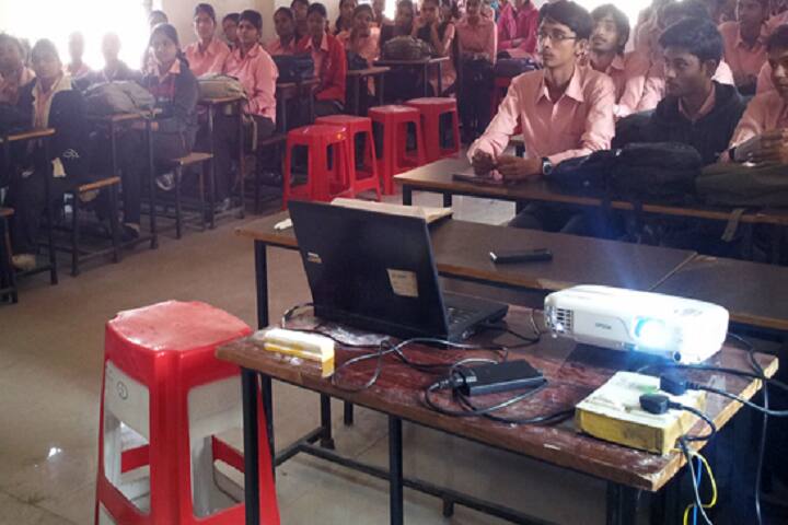 Smt Radhikatai Pandav Polytechnic, Nagpur campus photo 6