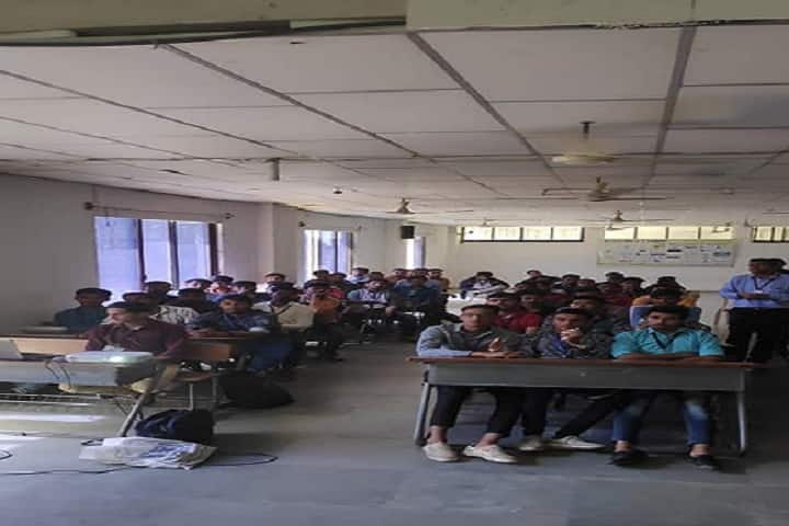 Grow More Institute of Business Administration, Himmatnagar campus photo 4