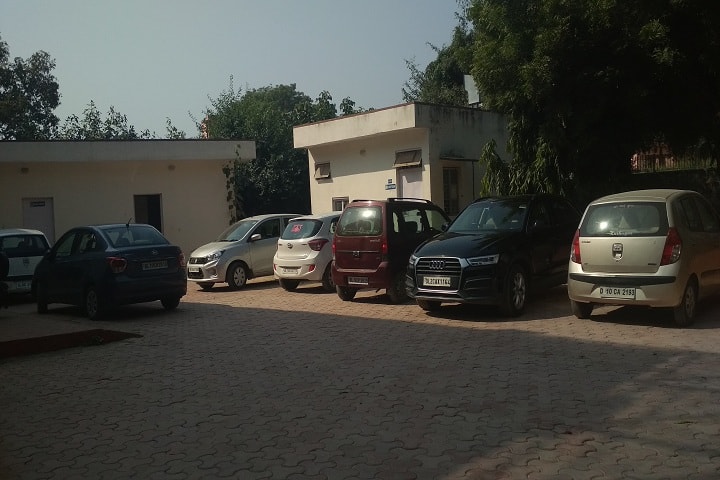 Rajokari Institute of Technology, Delhi campus photo 3