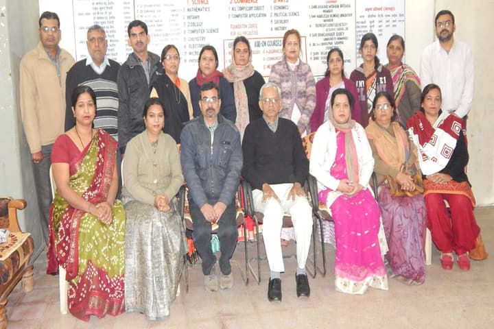 Hitkarini Science Commerce and Arts College, Jabalpur campus photo 2
