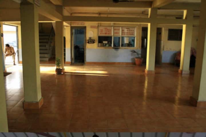 Morarji Desai Institute of Naturopathy and Yoga Sciences, Vadodara campus photo 2