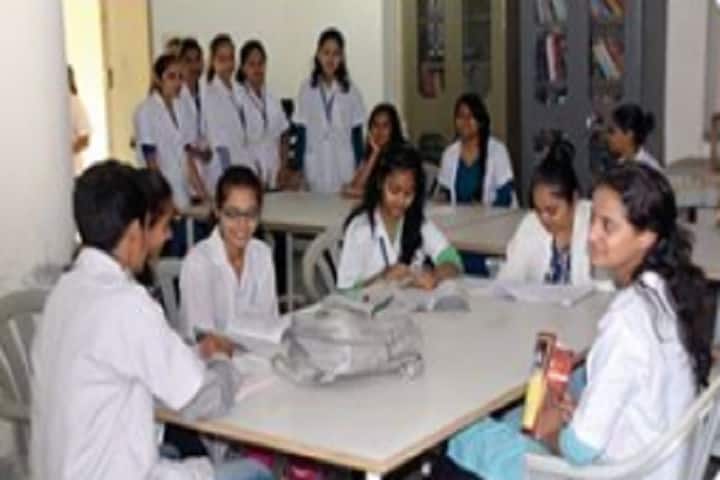 Morarji Desai Institute of Naturopathy and Yoga Sciences, Vadodara campus photo 5