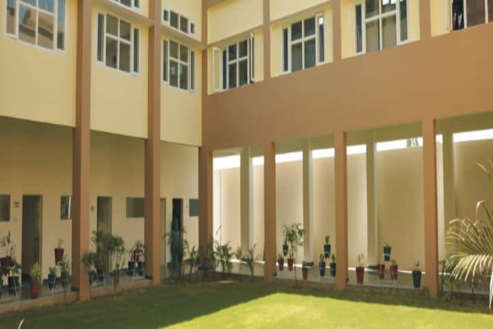 Guru Gobind Singh College of Management and Technology, Giddarbaha campus photo 3
