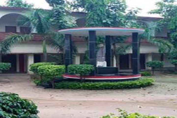 Ramharakh Singh Memorial Degree College, Sultanpur campus photo 2