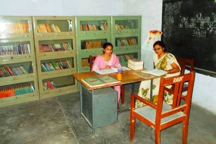 Khalsa Girls Degree College, Kanpur campus photo 2