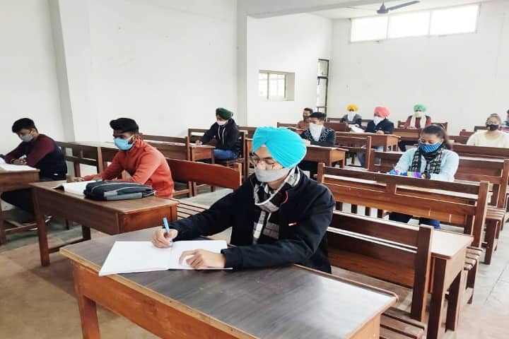 Mata Gujri Khalsa College, Kartarpur campus photo 3