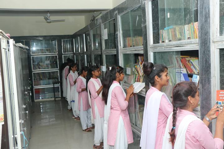 Government Girls College, Betul campus photo 2