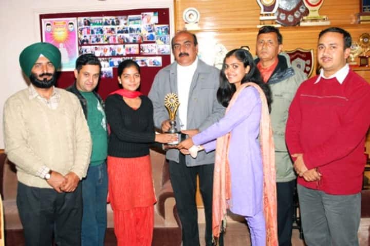 Adarsh Bhartiya College, Pathankot campus photo 3