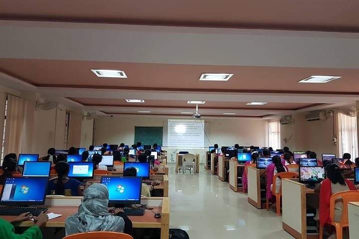 Vaageswari Institute of Management Sciences, Karimnagar campus photo 6