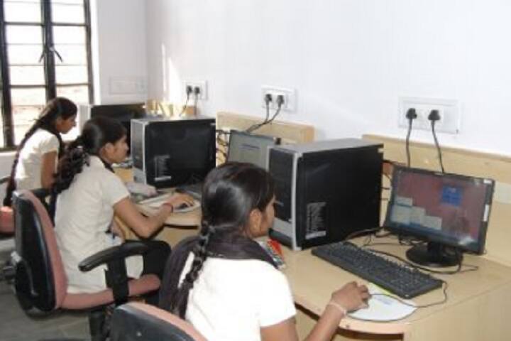 Mantram Women's Polytechnic College, Dungarpur campus photo 5