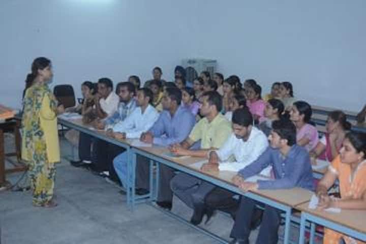 National College for Women, Ludhiana campus photo 3