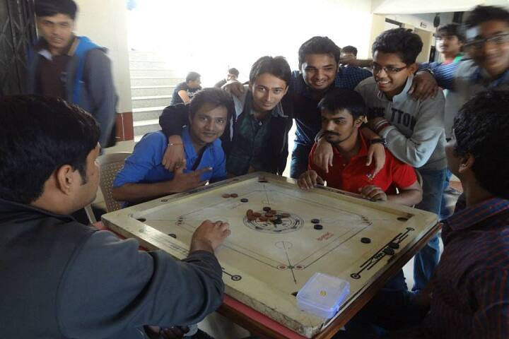 New LJ Commerce College, Ahmedabad campus photo 4