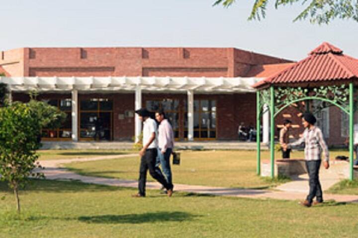 Shaheed Udham Singh Institute of Computer Science, Ajit Singh Nagar campus photo 4