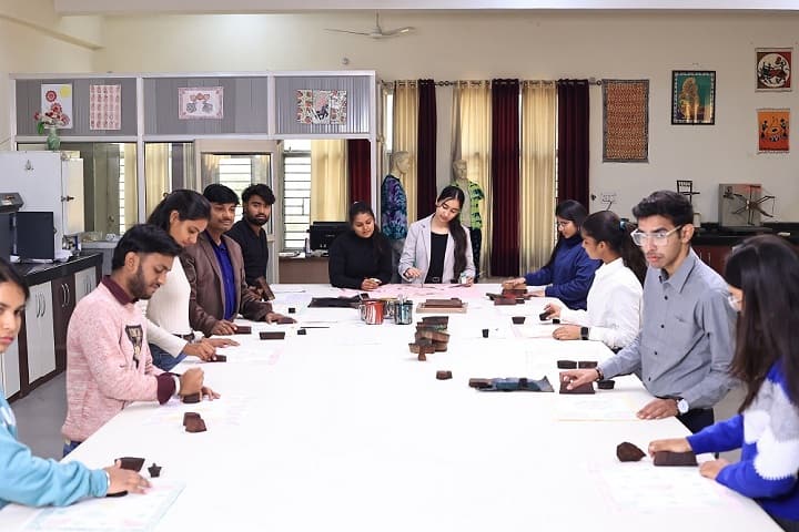 Vidya University, Meerut campus photo 3