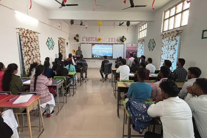 Sarvdev Ayurvedic Medical college and Maha Mrityunjay Hospital, Azamgarh campus photo 4
