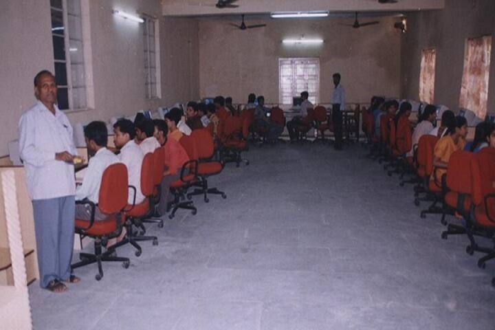 Shri HS Shah College Of Commerce, Modasa campus photo 3