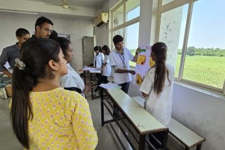 Shridhar Atulkumar Jani Ayurvedic Medical College, Amreli campus photo 2