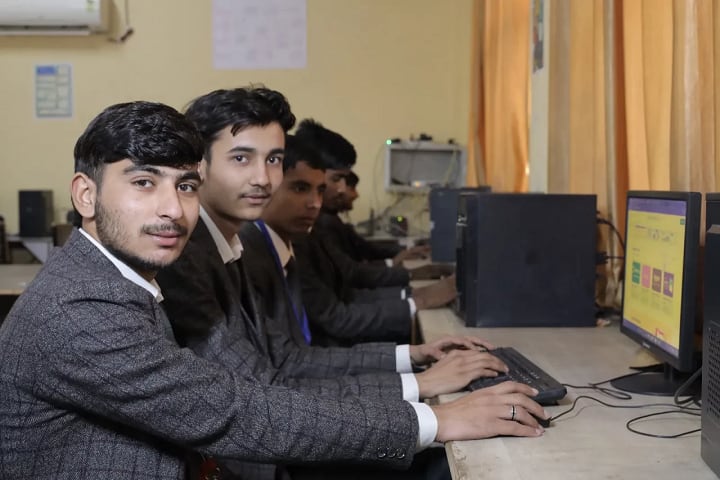 Mahaveer University, Meerut campus photo 3
