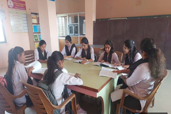 Kai Yashodabai Dagadu Saraf Charitable Trust Institute of Management and Science, Sakegaon, Bhusawal campus photo 3