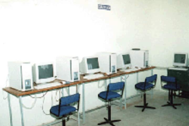 Ram Nagina Kisan PG College, Ghazipur campus photo 6