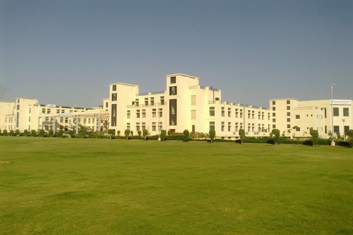 ICFAI University, Jaipur campus photo 4