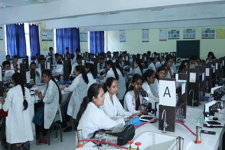 Amaltas University, Dewas campus photo 5