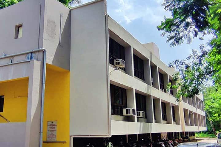 Rajju Shroff Rofel University, Vapi campus photo 2