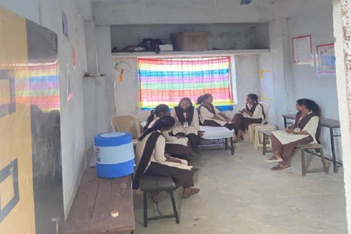 Rukhama Mahila Mahavidyalaya, Arjuni Morgaon campus photo 2