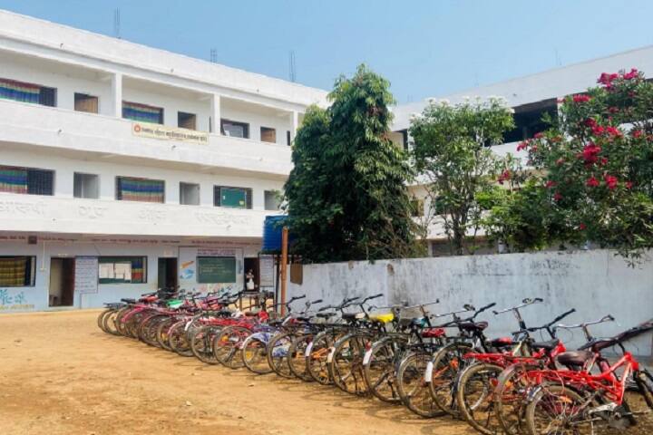 Rukhama Mahila Mahavidyalaya, Arjuni Morgaon campus photo 3