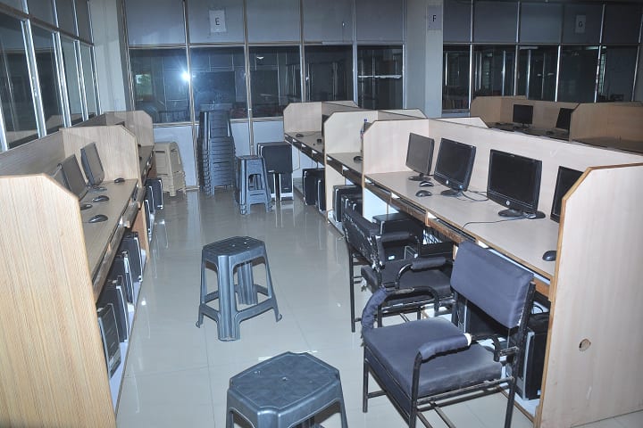 Arpit Homeopathic Medical College, Rajkot campus photo 3