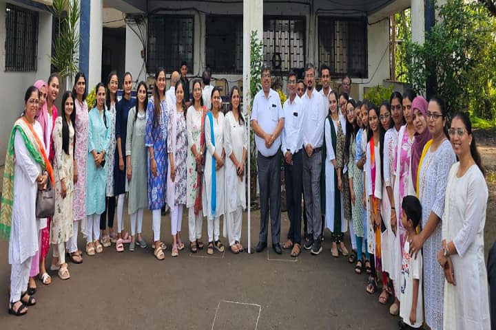Smt Sharada Devi Singh ROFEL College of Commerce, Vapi campus photo 2