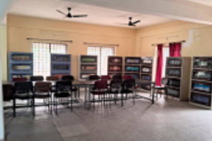 Swami Vivekanand Institute of Pharmacy and Research, Bilaspur campus photo 4