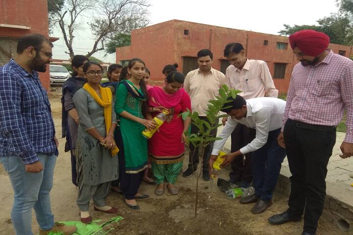 Maharishi Dayanand Government College for Girls, Dadupur Roran, Karnal campus photo 6