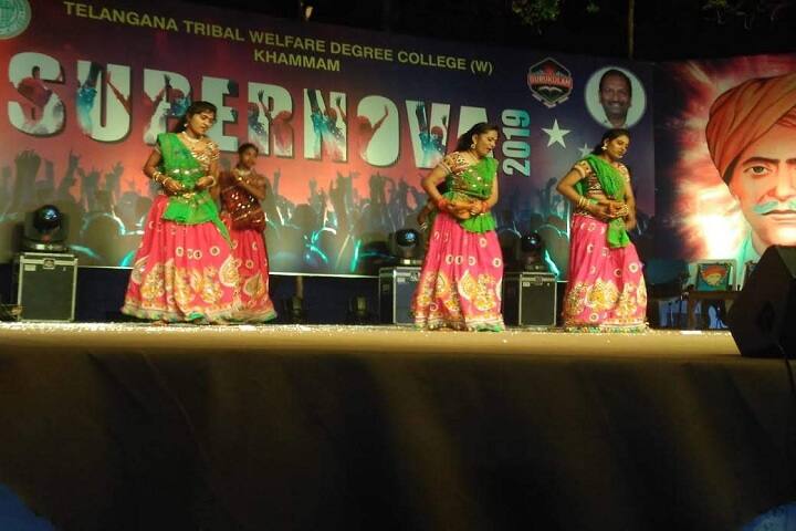 Telangana Tribal Welfare Residential Degree College for Women, Medak campus photo 3