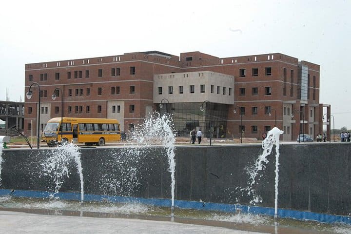 JECRC University, Jaipur campus photo 5