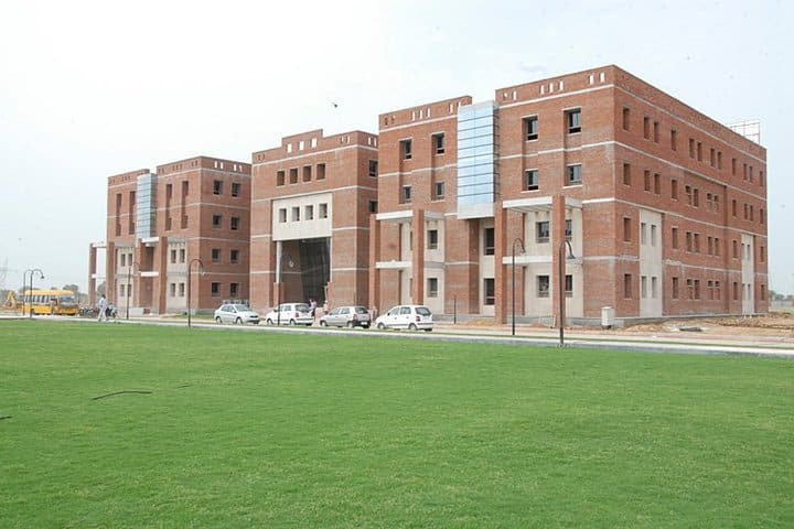 JECRC University, Jaipur campus photo 3