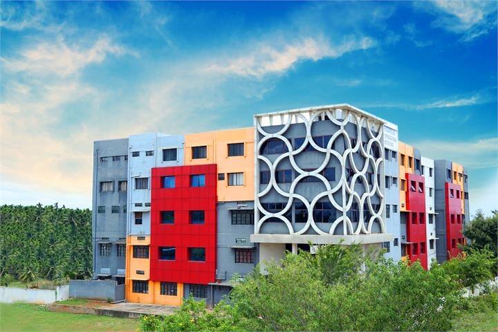 Varadaraja Institute of Pharmaceutical Education and Research, Tumkur campus photo 3