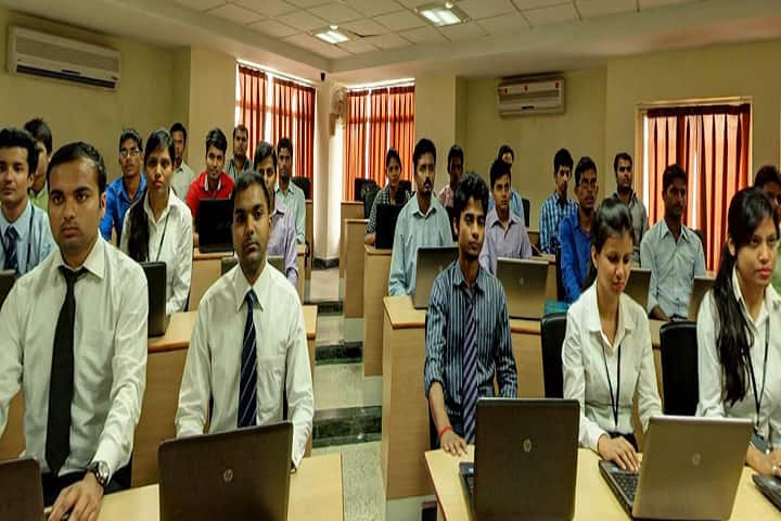 Accurate Institute of Management and Technology, Greater Noida (AIMT Greater Noida) campus photo 2