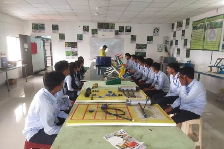 Karmayogi Babaraoji Jogdand College of Agriculture, Amkheda campus photo 6