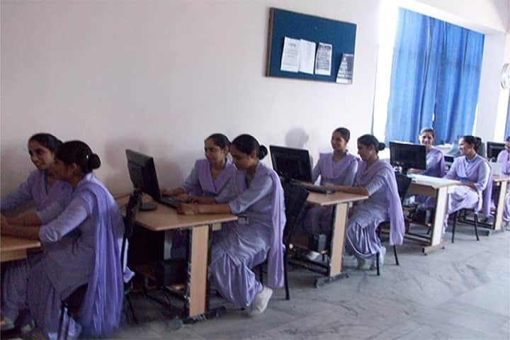 University Institute of Nursing, Fazilka campus photo 5