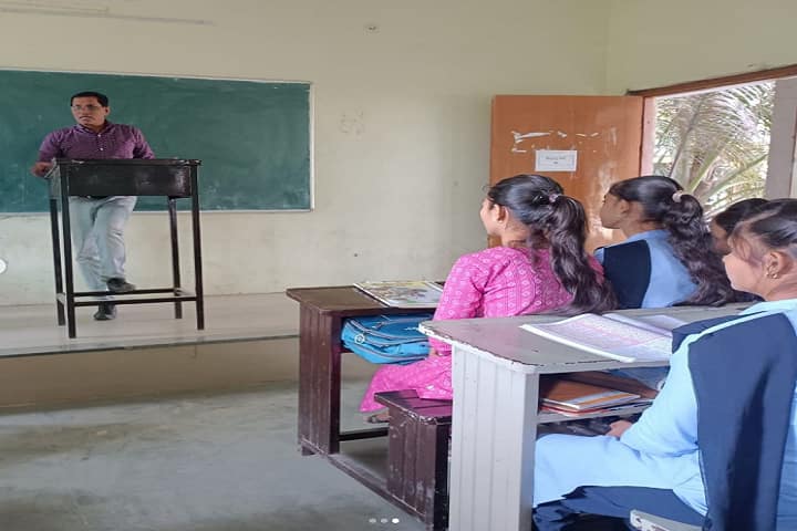 Matsyodari Shikshan Sanstha's Arts College, Tirthpuri campus photo 2