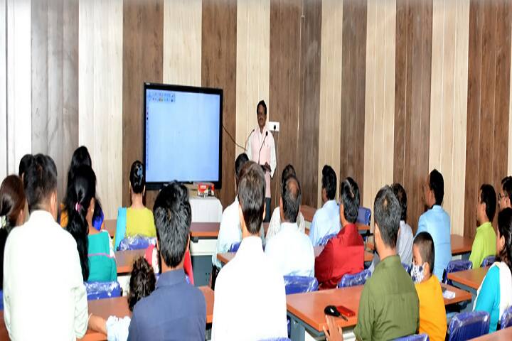 Government Maharaja Martand College, Kotma campus photo 2